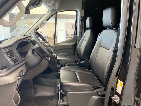 New 2026 Ford Transit 250 148 Medium Roof RWD image 14
