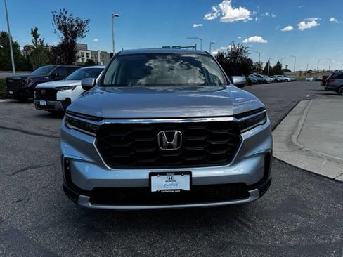 Used 2024 Honda Pilot EX-L image 3