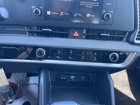 Certified 2024 Kia Sportage LX AWD/4WD image 13