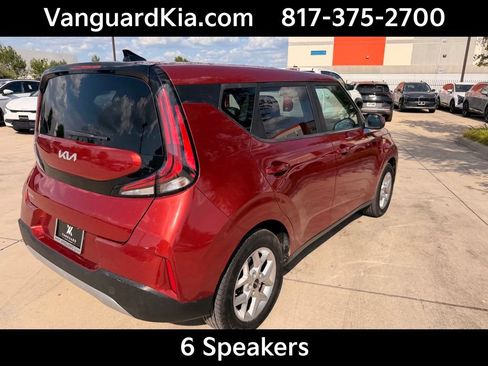 Certified 2024 Kia Soul LX w/ Option Group 015 FWD image 4