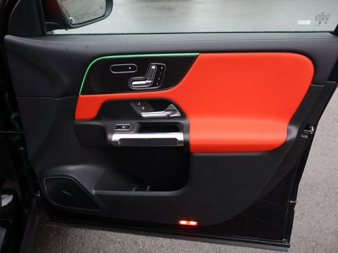 New 2026 Mercedes-Benz GLB 35 AMG 4MATIC image 14