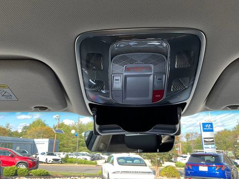 Used 2025 Genesis GV80 2.5T image 30