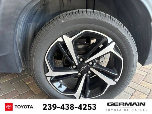 Used 2021 Chevrolet TrailBlazer RS w/ Technology Package FWD image 13