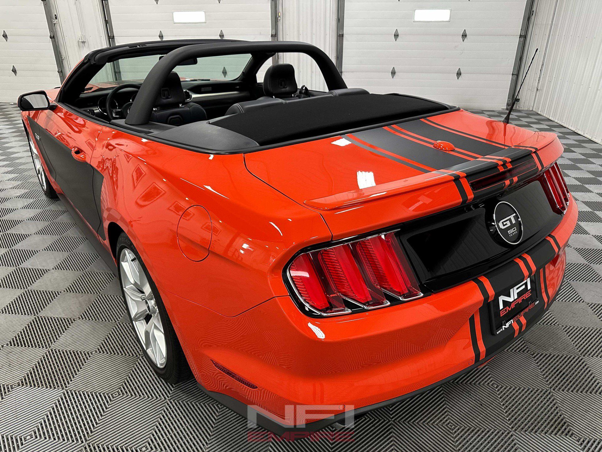 Used 2015 Ford Mustang GT Premium w/ Equipment Group 401A RWD image 18