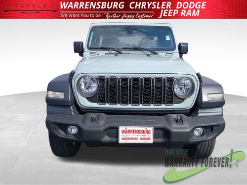 Used 2024 Jeep Wrangler Sport S image 10