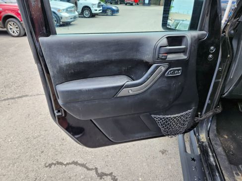 Certified 2016 Jeep Wrangler Sport w/ Quick Order Package 24S AWD/4WD image 16