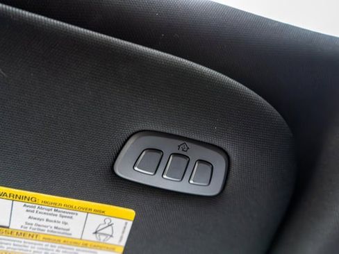 Used 2023 Ford F150 Lariat w/ Equipment Group 502A High image 37