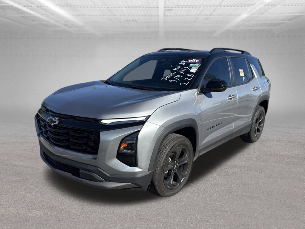Used 2025 Chevrolet Equinox LT w/ Midnight Edition FWD image 3