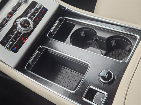 Used 2023 Lincoln Aviator 2WD w/ Premium Package image 20