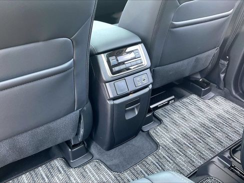 Certified 2026 Subaru Ascent Limited AWD/4WD image 24