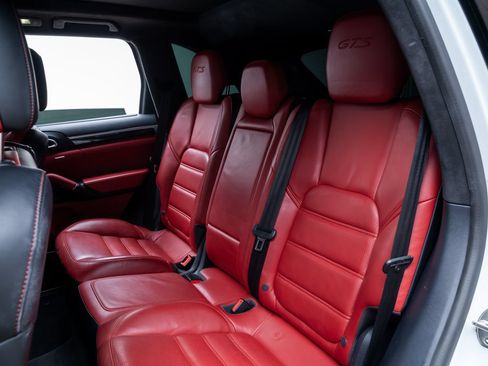 Used 2018 Porsche Cayenne GTS AWD/4WD image 20