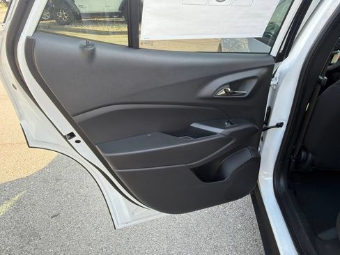 New 2026 Chevrolet Trax LS w/ LS Convenience Package FWD image 14