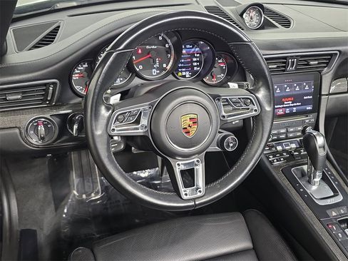 Used 2019 Porsche 911 Turbo image 4