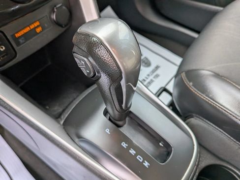 Used 2021 Chevrolet Trax LT AWD/4WD image 48