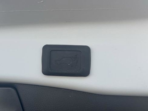 Certified 2025 Toyota RAV4 XLE w/ Convenience Package image 10