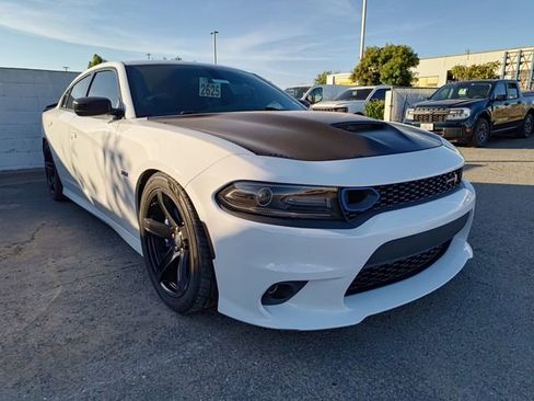 Used 2020 Dodge Charger Scat Pack RWD image 1