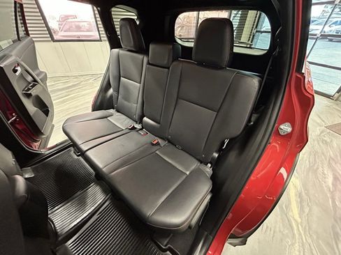 Used 2016 Toyota RAV4 SE image 7