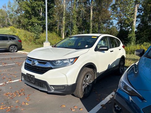 Used 2018 Honda CR-V LX image 3