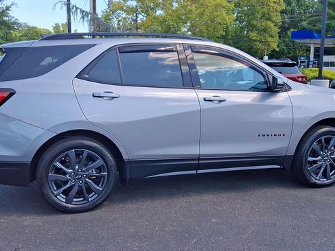 Certified 2023 Chevrolet Equinox RS AWD/4WD image 3