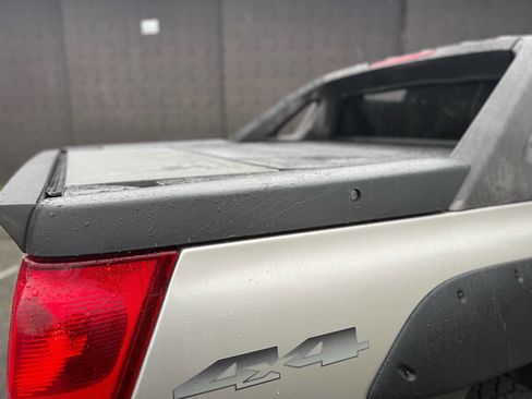 Used 2005 Chevrolet Avalanche 2500 w/ Preferred Equipment Group image 55