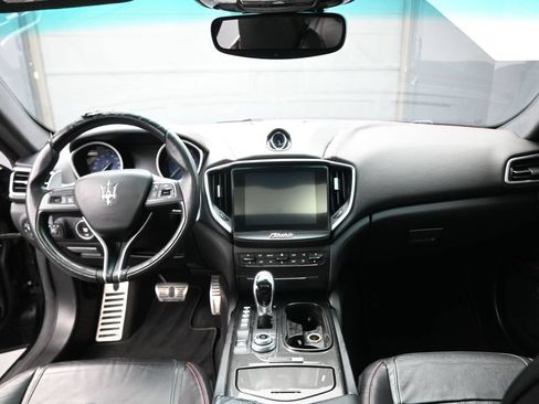 Used 2017 Maserati Ghibli S RWD image 25