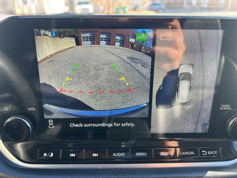 Used 2021 Nissan Rogue SL w/ Premium Package image 20