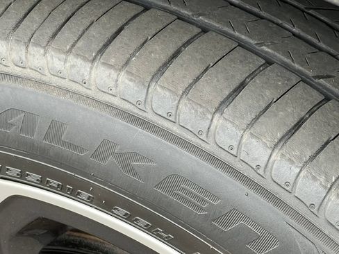 Used 2023 Subaru Forester Limited AWD/4WD image 8