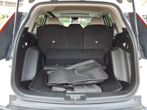 Used 2024 Honda CR-V EX image 6