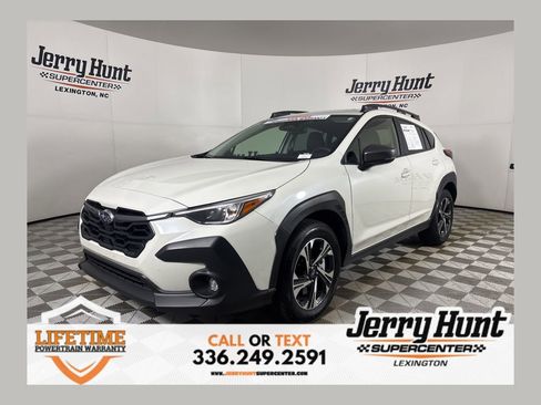 Used 2024 Subaru Crosstrek 2.0i Premium image 1