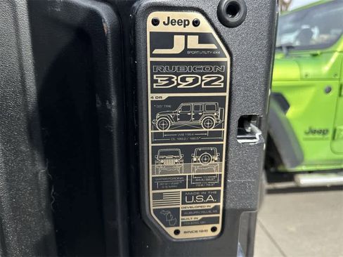 Used 2022 Jeep Wrangler Unlimited Rubicon w/ Trailer Tow Package image 17