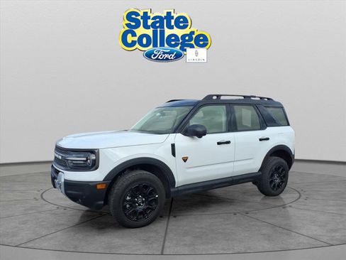 Used 2025 Ford Bronco Sport Badlands image 1