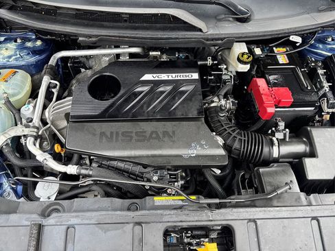 Used 2023 Nissan Rogue SL w/ SL Premium Package image 13