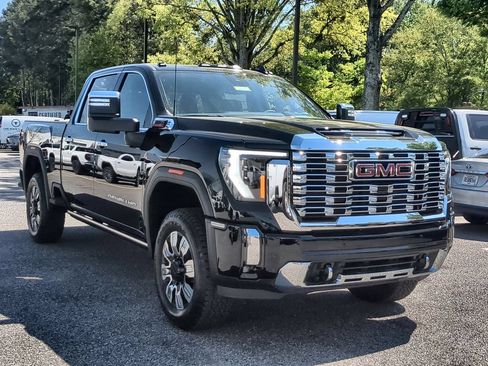 New 2026 GMC Sierra 2500 Denali w/ Denali Reserve Package AWD/4WD image 2