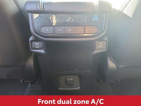Used 2024 Toyota Grand Highlander XLE image 20