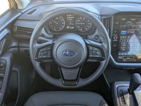 Used 2024 Subaru Crosstrek 2.0i Premium image 18