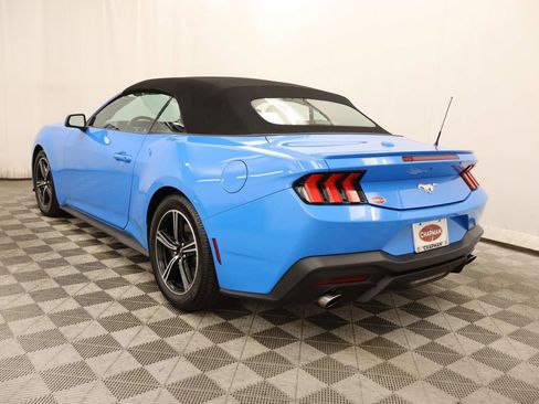 Used 2024 Ford Mustang Premium image 4