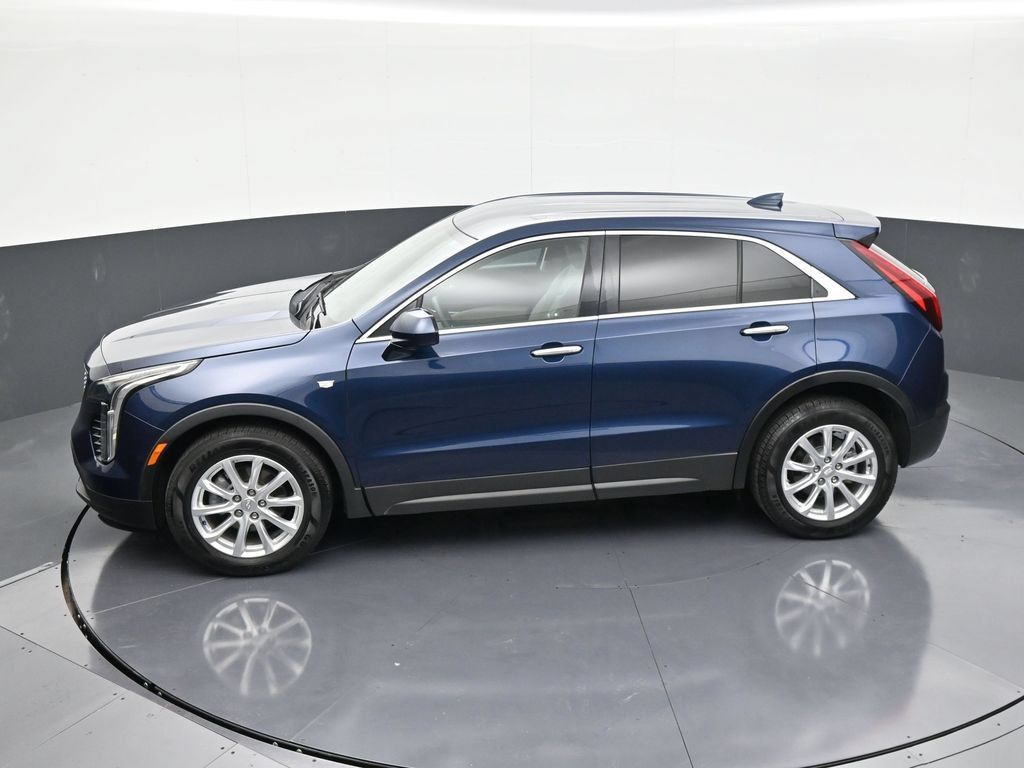 Certified 2021 Cadillac XT4 Luxury w/ Driver Awareness Package FWD image 13