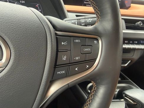 Used 2019 Lexus UX 200 w/ Accessory Package 2 image 16