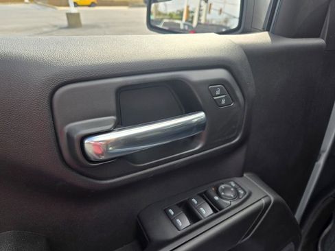 New 2026 Chevrolet Silverado 1500 Custom w/ LPO, Dark Essentials Package image 20