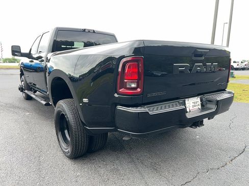 Used 2025 RAM 3500 Big Horn AWD/4WD image 7