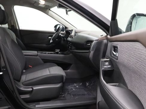 Used 2023 Nissan Rogue SV AWD/4WD image 16