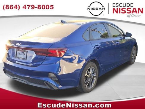 Used 2023 Kia Forte LXS image 3