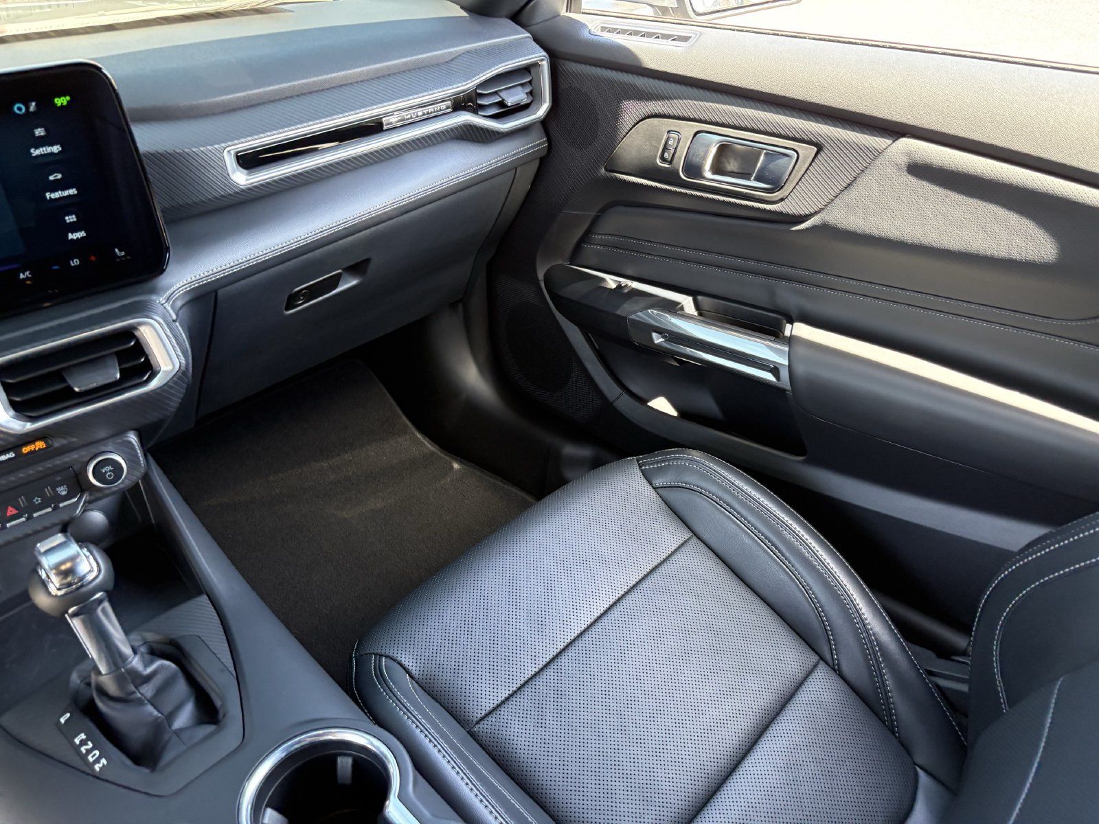 Used 2025 Ford Mustang GT Premium RWD image 21