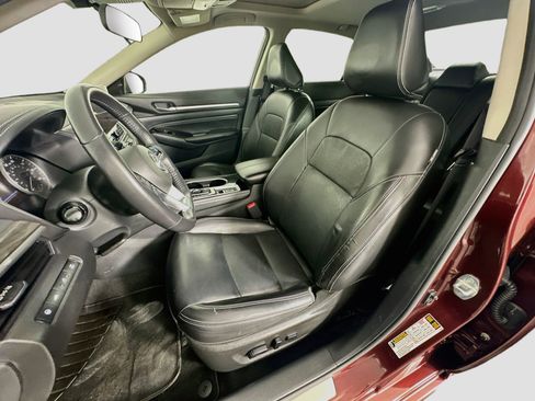 Used 2023 Nissan Altima 2.5 SL FWD image 13