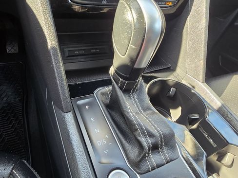 Used 2023 Volkswagen Atlas SEL AWD/4WD image 27