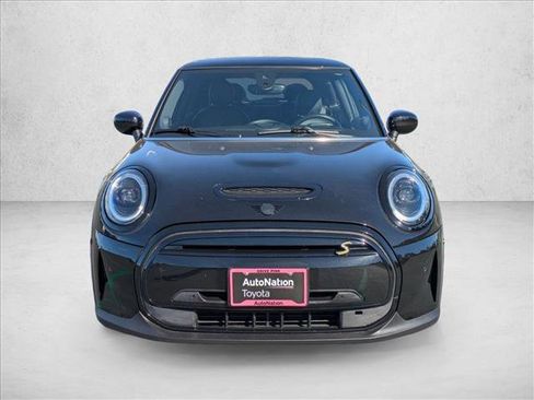 Used 2022 MINI Cooper SE image 2