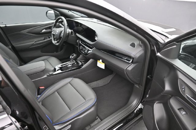 New 2026 Buick Envista Sport Touring w/ Convenience I Package FWD image 9