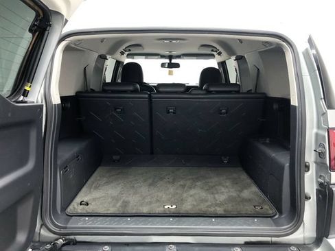 Used 2010 Toyota FJ Cruiser 4WD image 22
