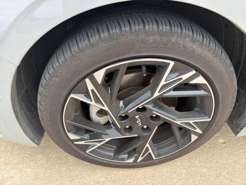 Certified 2025 Kia K5 GT-Line w/ GT-Line Premium Package FWD image 9