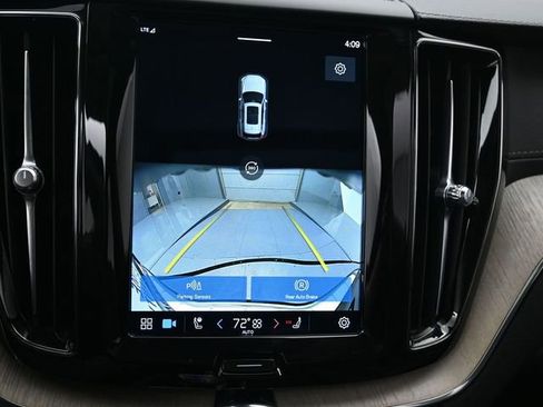 Used 2022 Volvo XC60 B5 Inscription w/ Advanced Package image 18
